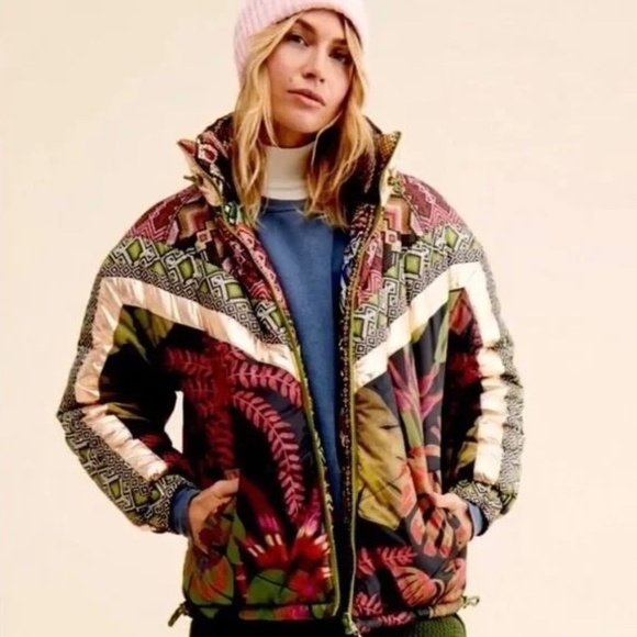 NWT!! FARM RIO Rauti Metallic Reversible Puffer Jacket Après Ski Winter Outdoors - Picture 1 of 16